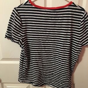 Tommy Hilfiger Tops - Tommy Hilfinger crop top Tommy Hilfiger Tops - Tommy Hilfinger crop top